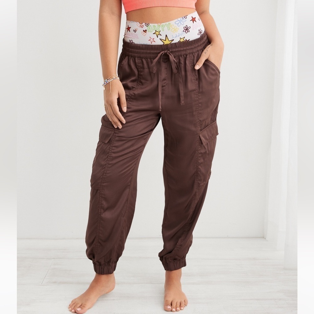 AERIE Satin Cargo Jogger Forest Green Olive Pants Size Small